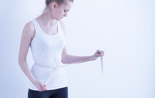 Percezione del peso e rischio di ideazione suicidaria negli adolescenti