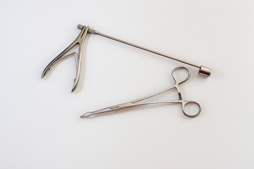 Emorroidi: meglio la chirurgia tradizionale dello stapling