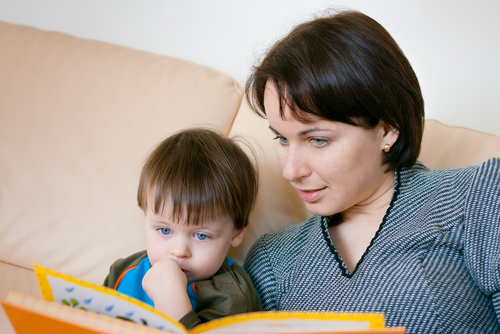 Sorveglianza Iss, il 22% dei bimbi davanti a tv o device già a 2 mesi