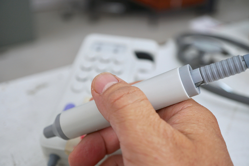 Flussometria laser Doppler per valutare il flusso ematico del tessuto molle orale