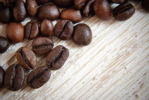 Caffè e cancro del colon-retto: la bevanda potrebbe aumentare la sopravvivenza nei pazienti metastatici