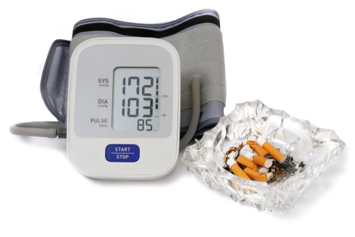 Target pressori stringenti dannosi nei fumatori con ipertensione grave