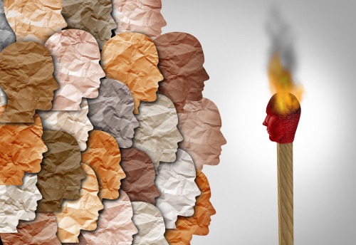 Disparità razziali e socioeconomiche nella sopravvivenza tra le donne con cancro ovarico