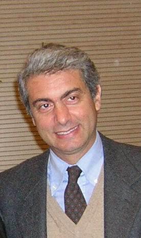 Per regalare anni di qualità agli anziani servono i vaccini. E non solo l’antinfluenzale