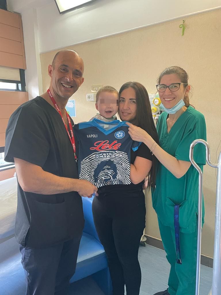 Estrofia vescicale in 1 neonato ogni 30.000, la storia del piccolo Luigi operato alla Federico II di Napoli