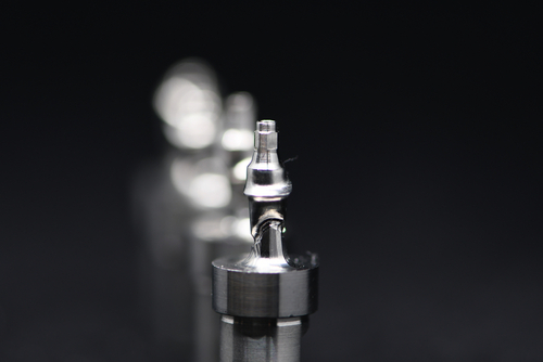 Variazioni del microbiota negli impianti in zirconia rispetto a quelli in titanio