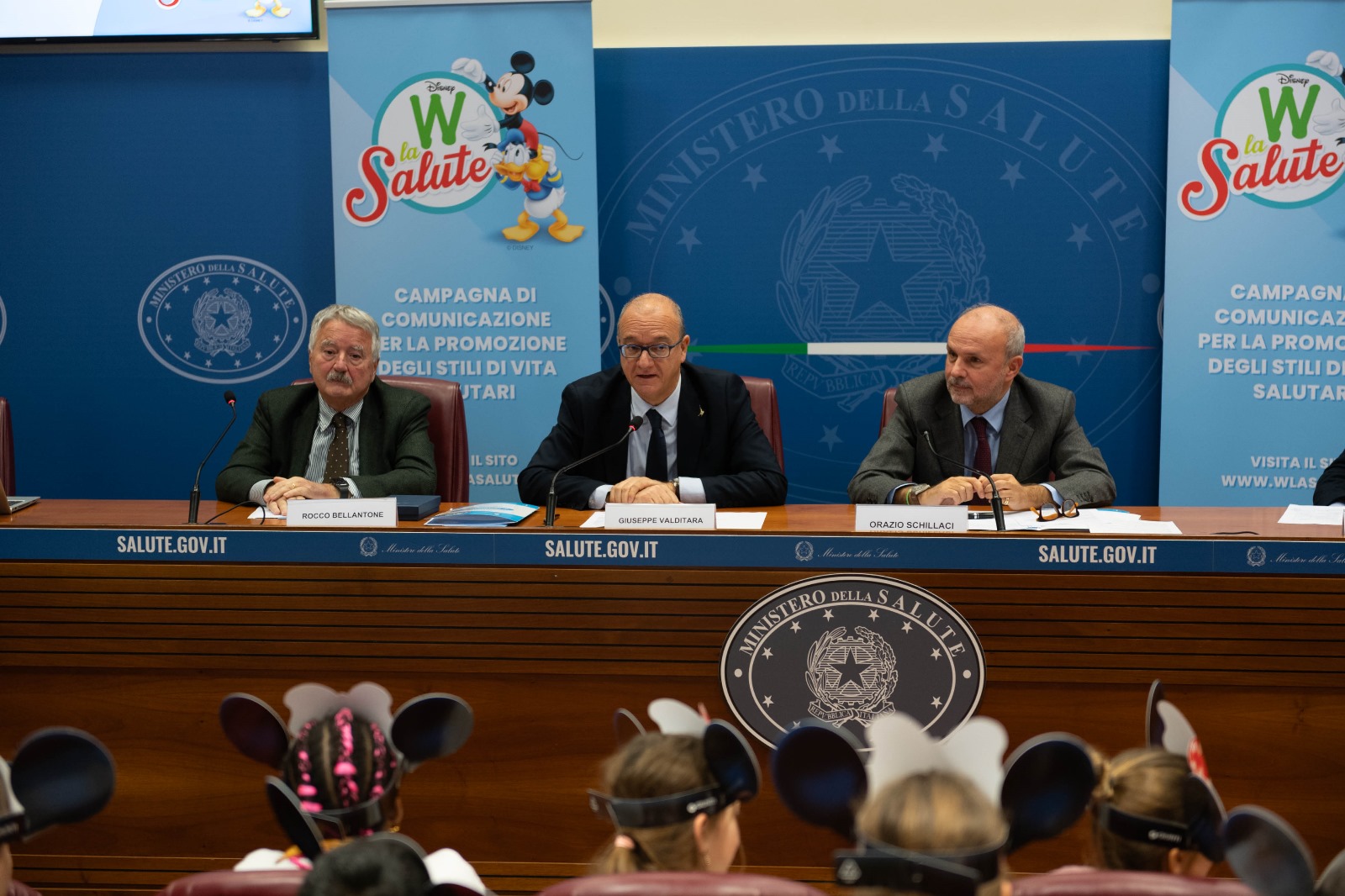 Stili di vita sani. Schillaci e Valditara presentano campagna ’W la salute’ per le scuole con i personaggi Disney